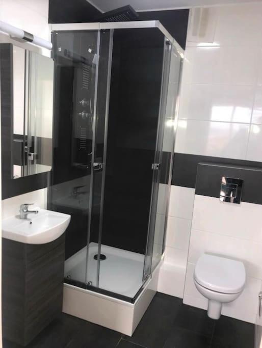 1 1 Bathroom 3 Guests Olympiastadion 600m Berlin
